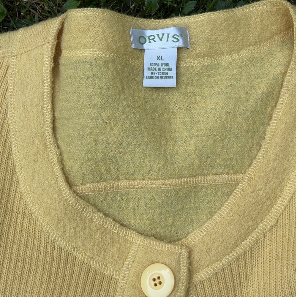 Vintage 100% Wool Butter Yellow Cardigan Sweater Womens Cottagecore - Picture 4 of 6